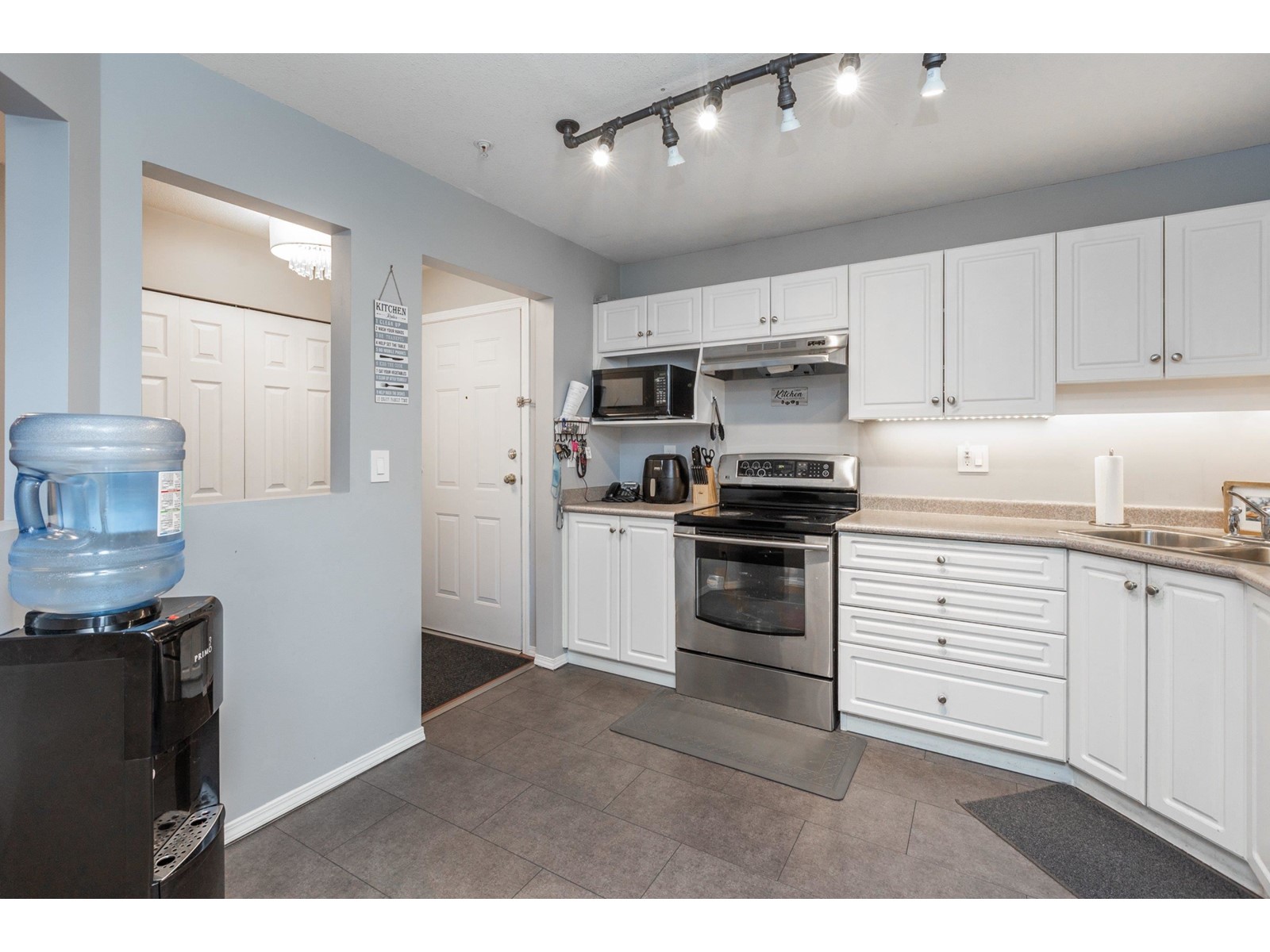 209 2435 CENTER STREET, Abbotsford real estate listing R2957121