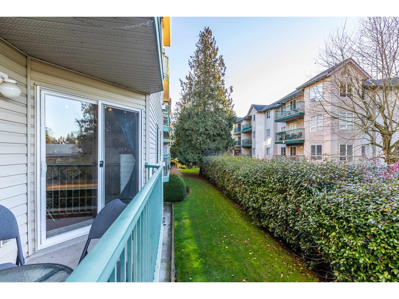 209 2435 CENTER STREET, Abbotsford real estate listing R2957121