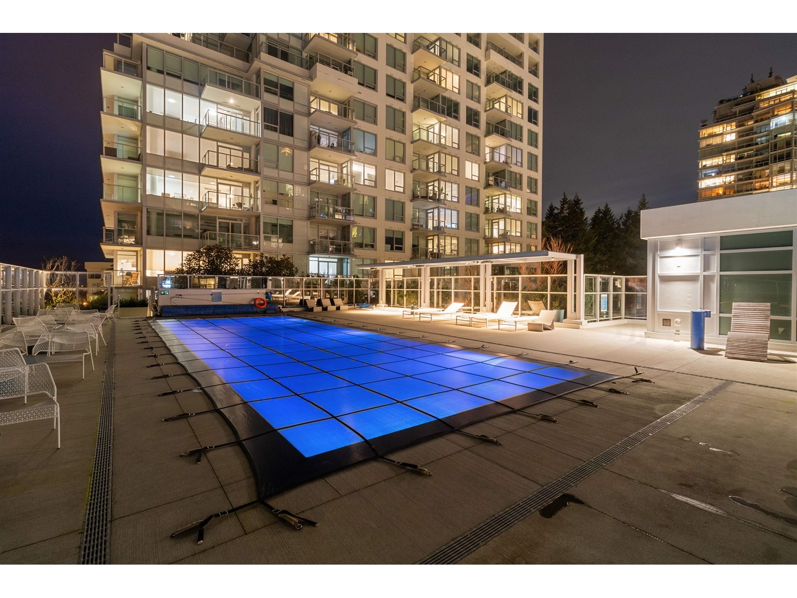 403 15152 RUSSELL AVENUE, White Rock real estate listing R2959250