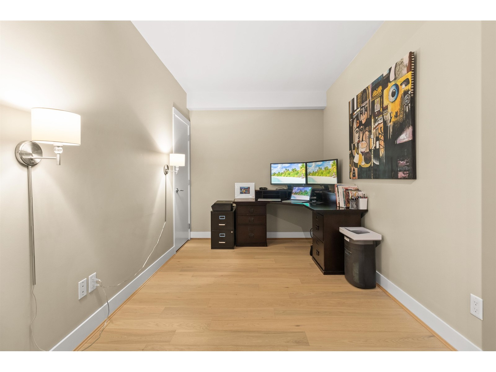 403 15152 RUSSELL AVENUE, White Rock real estate listing R2959250