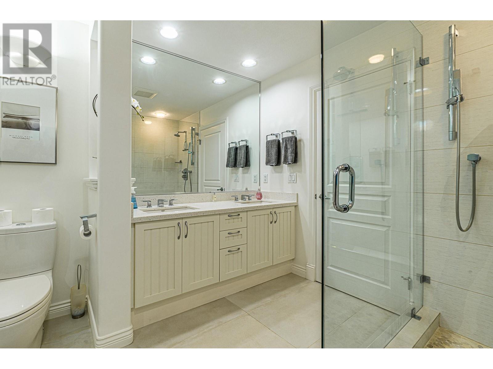 16 BEACH DRIVE, Furry Creek real estate listing R2961956