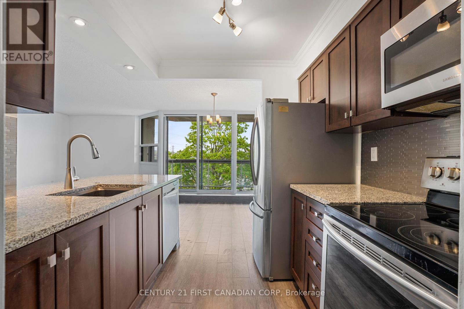 Photo 11 of 402 363 Colborne Street, London East ON