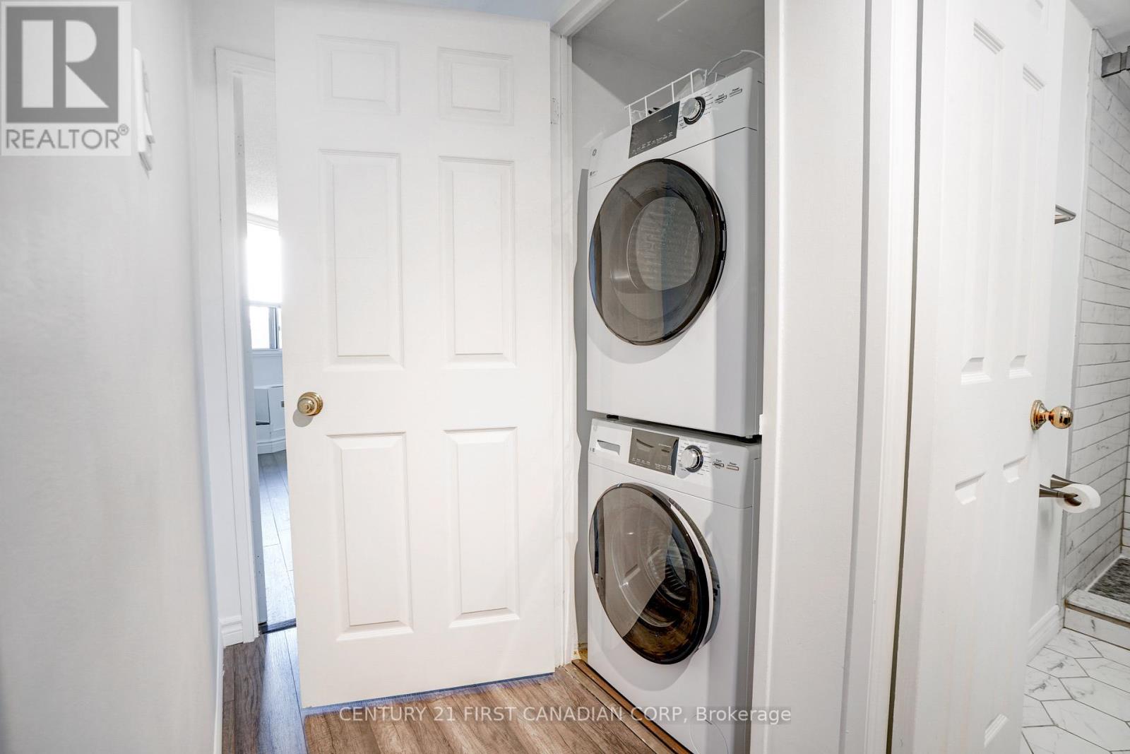 Photo 24 of 402 363 Colborne Street, London East ON