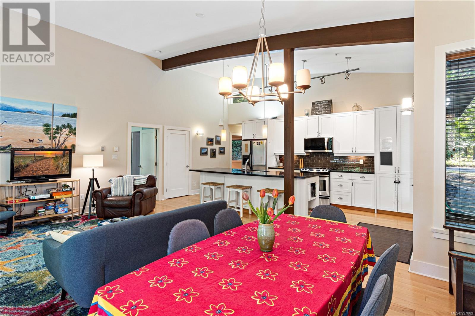 66 1059 Tanglewood Pl, Parksville real estate listing 997889