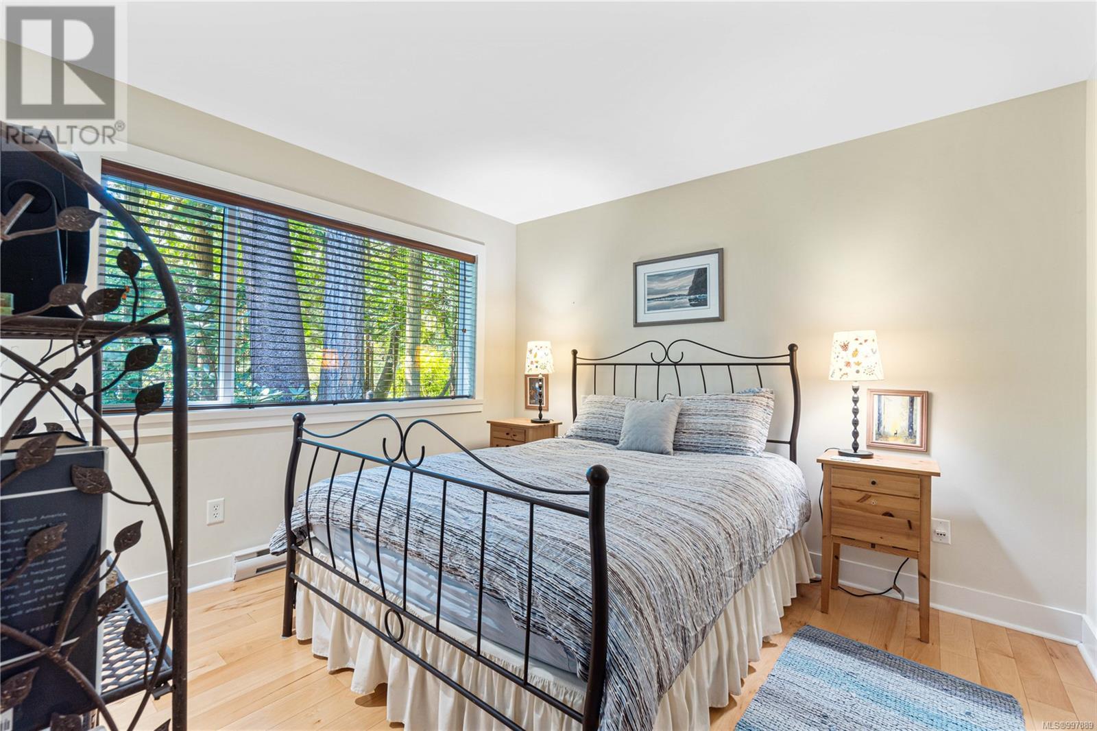 66 1059 Tanglewood Pl, Parksville real estate listing 997889