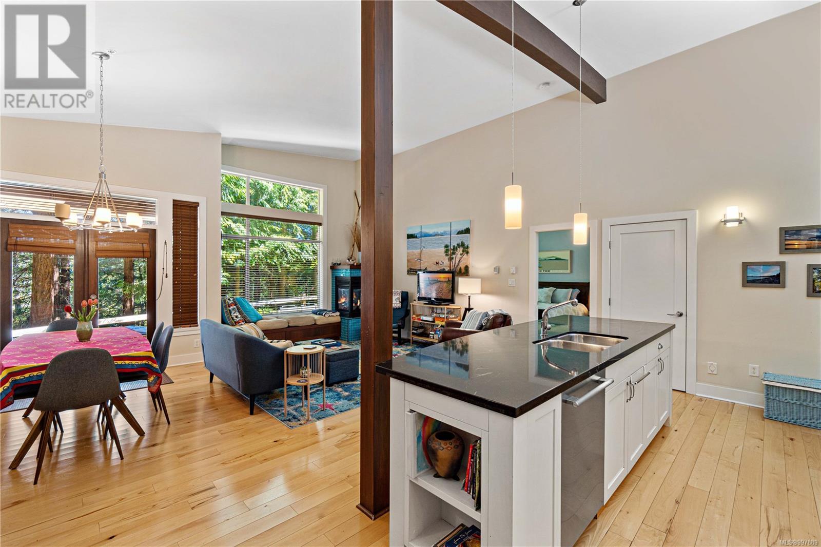 66 1059 Tanglewood Pl, Parksville real estate listing 997889