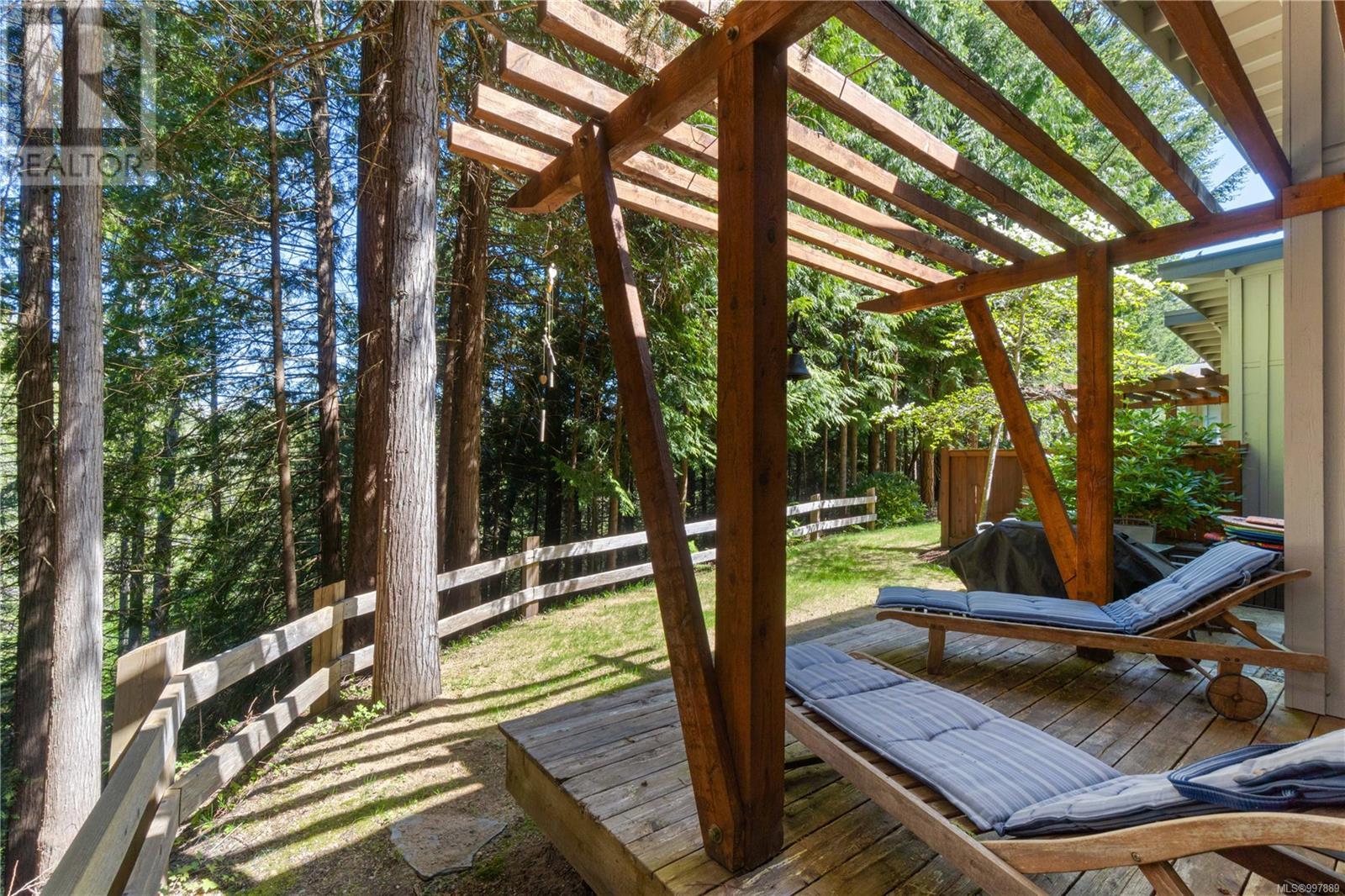 66 1059 Tanglewood Pl, Parksville real estate listing 997889