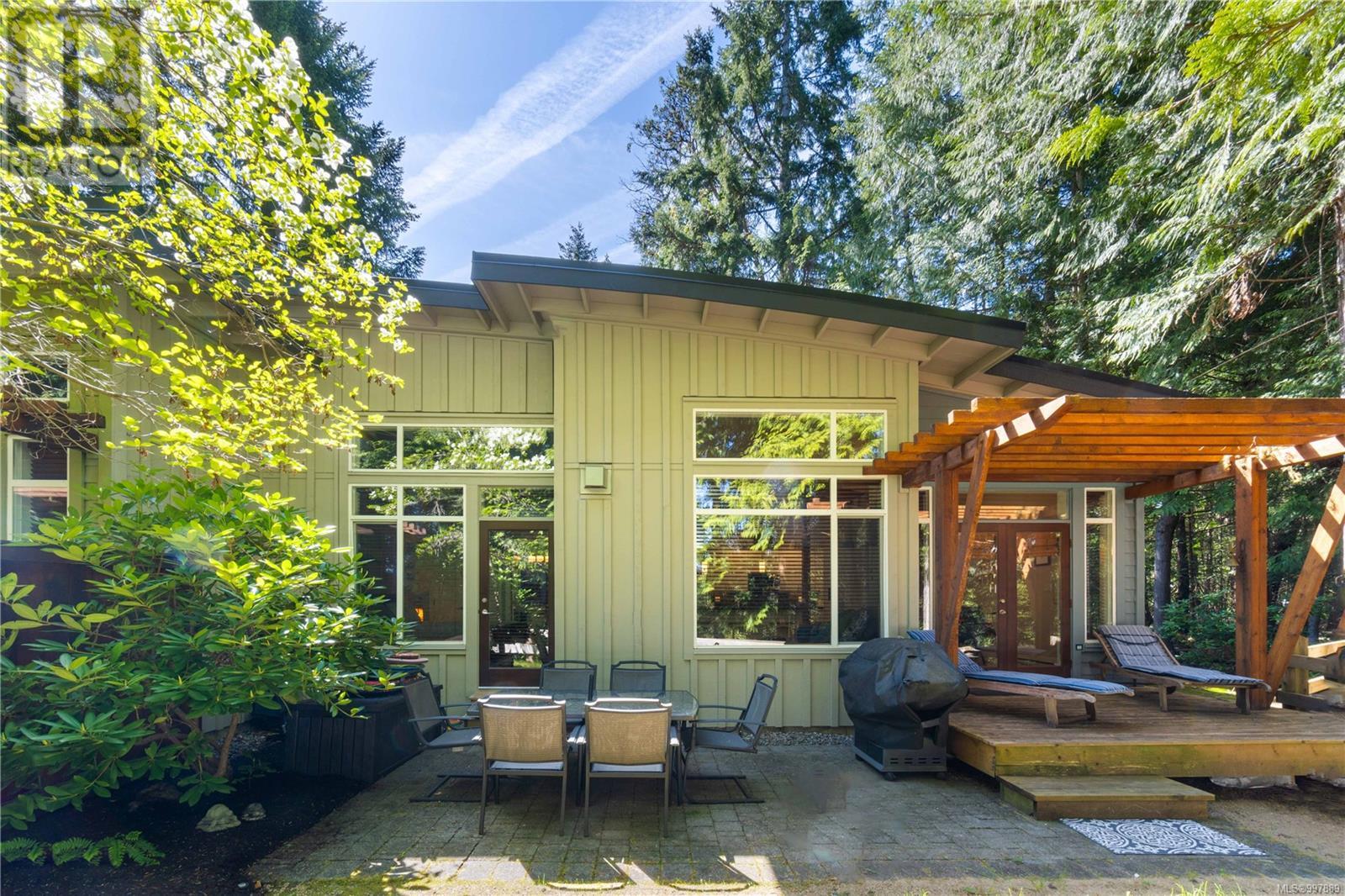66 1059 Tanglewood Pl, Parksville real estate listing 997889