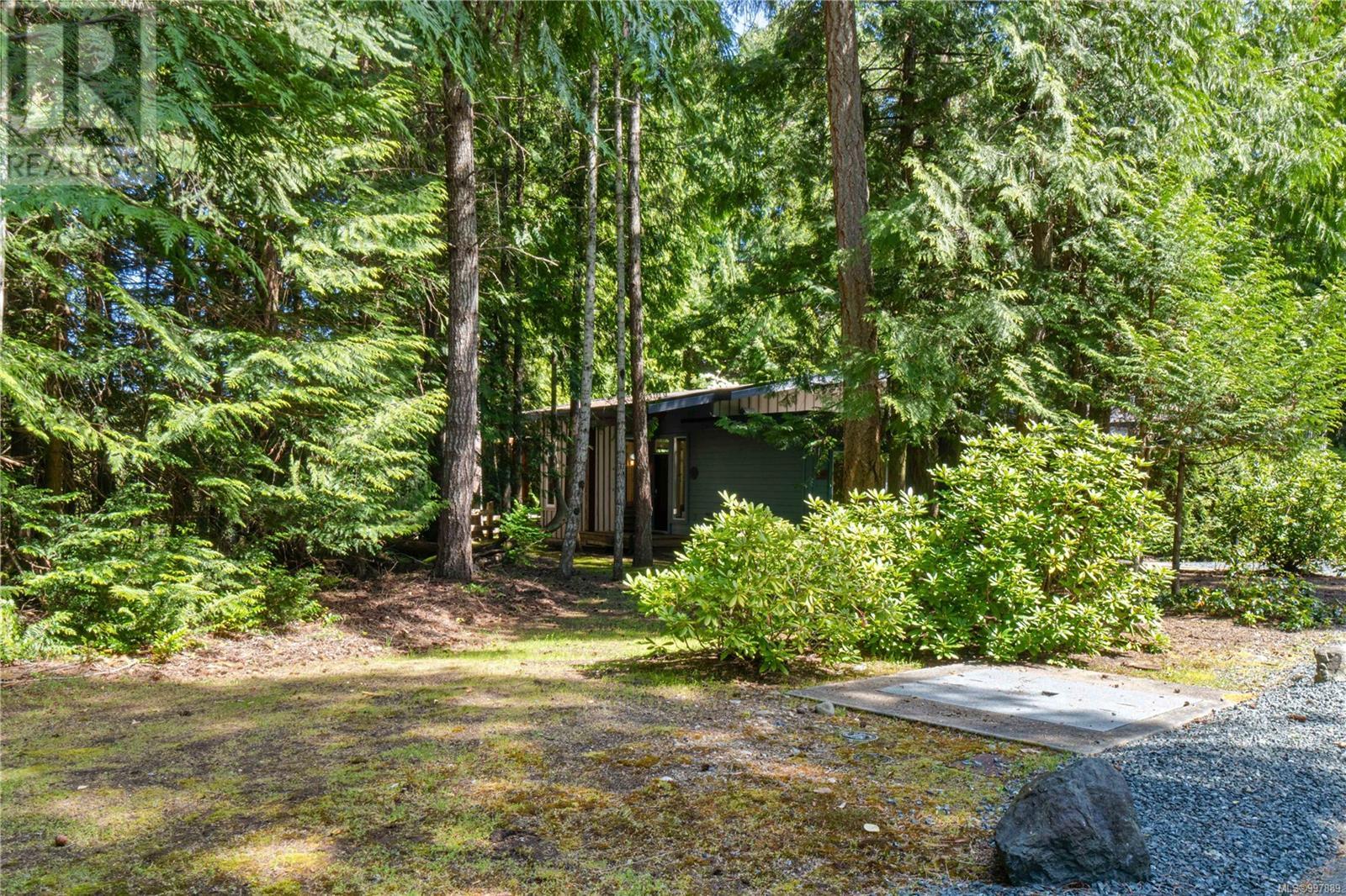 66 1059 Tanglewood Pl, Parksville real estate listing 997889