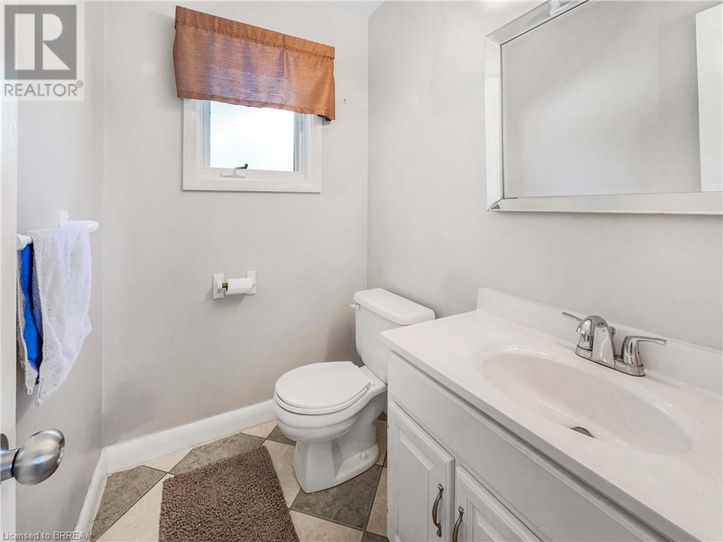 Photo 44 of 43 Pleasant Ridge Road, Brantford ON