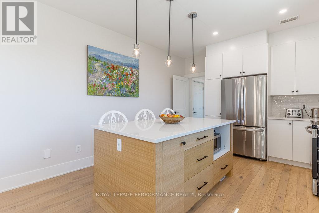 Photo 21 of 27 Shelter Cove Drive, Westport ON