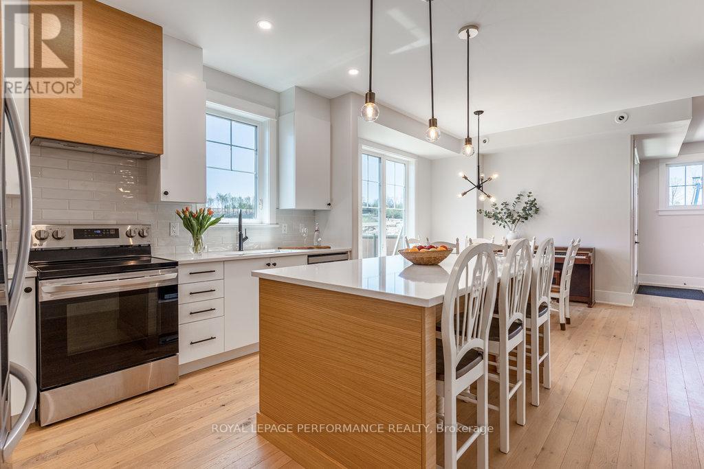 Photo 24 of 27 Shelter Cove Drive, Westport ON