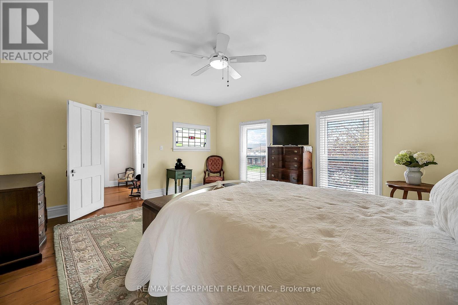 Photo 6 of 141 Mount Albion Road, Hamilton ON