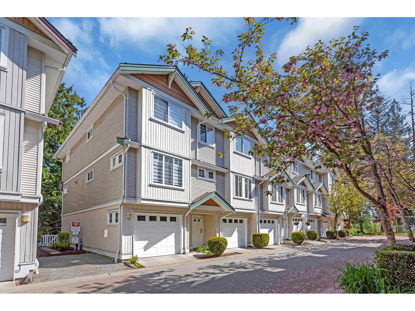 Photo 2 of 119 12711 64 Avenue, Surrey BC