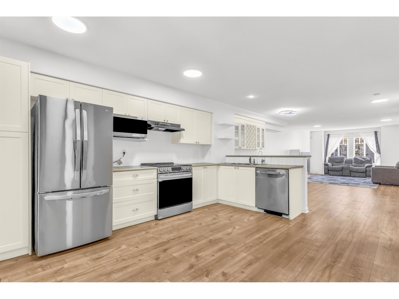 Photo 11 of 119 12711 64 Avenue, Surrey BC