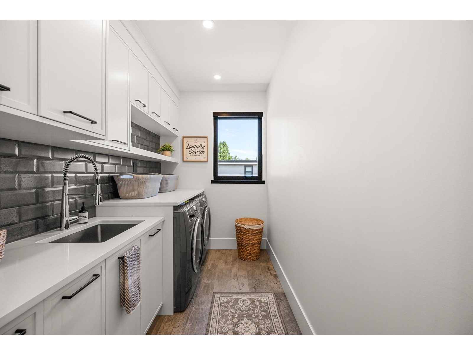 1265 KENT STREET, White Rock real estate listing R2953488