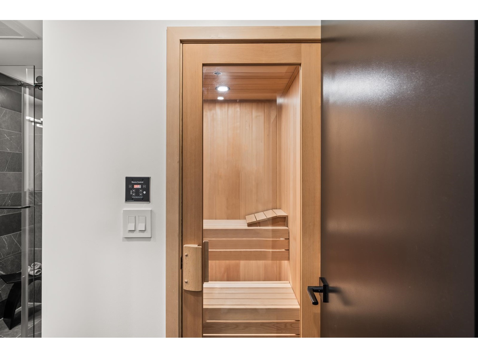 1265 KENT STREET, White Rock real estate listing R2953488