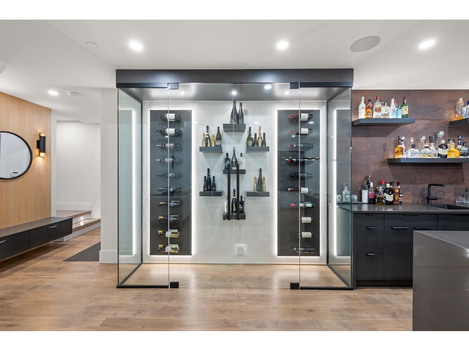 1265 KENT STREET, White Rock real estate listing R2953488