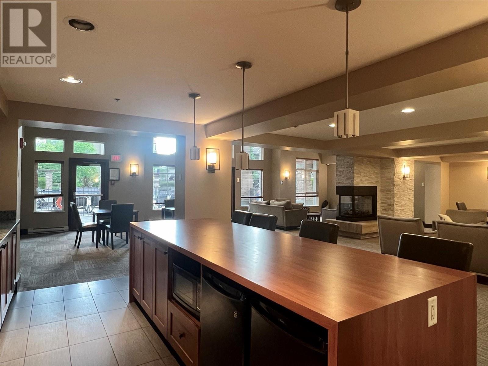 1803 1075 Sunset Drive, Kelowna