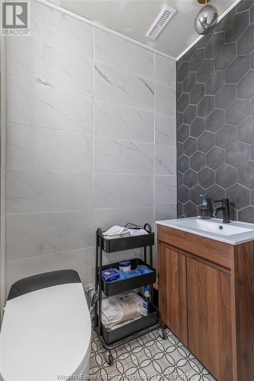 Photo 26 of 1169 1181 Tecumseh Road East, Windsor ON