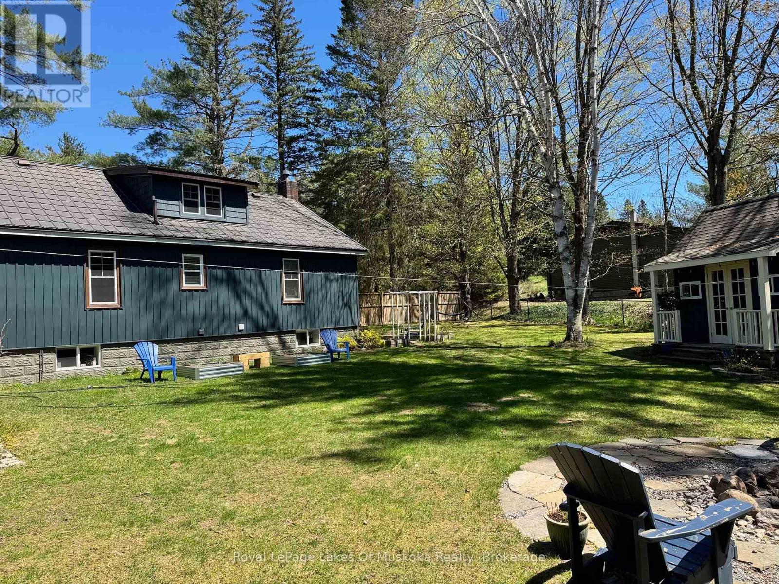 Photo 30 of 390 Manitoba Street, Bracebridge ON