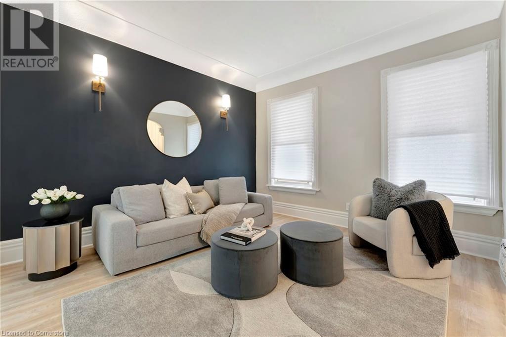 Photo 1 of 142 Sanford Avenue N, Hamilton ON