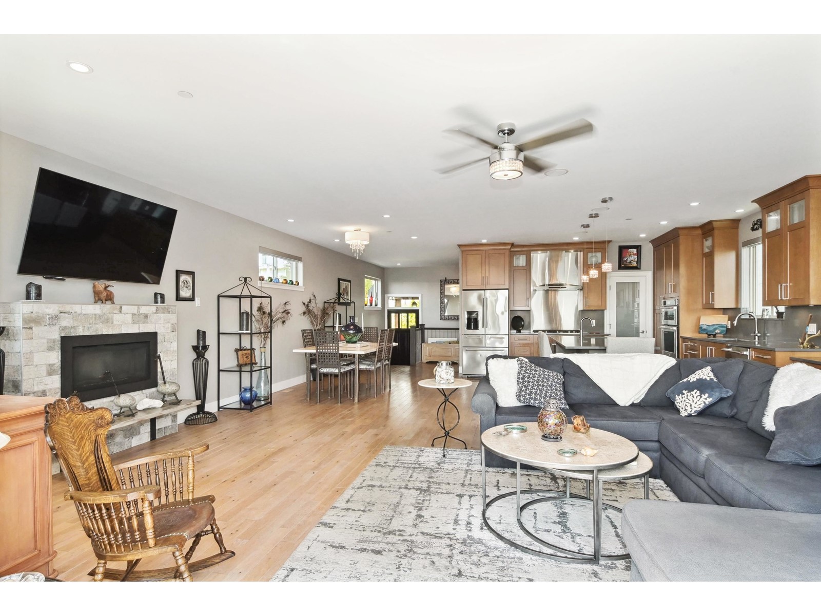 14738 MCDONALD AVENUE, White Rock