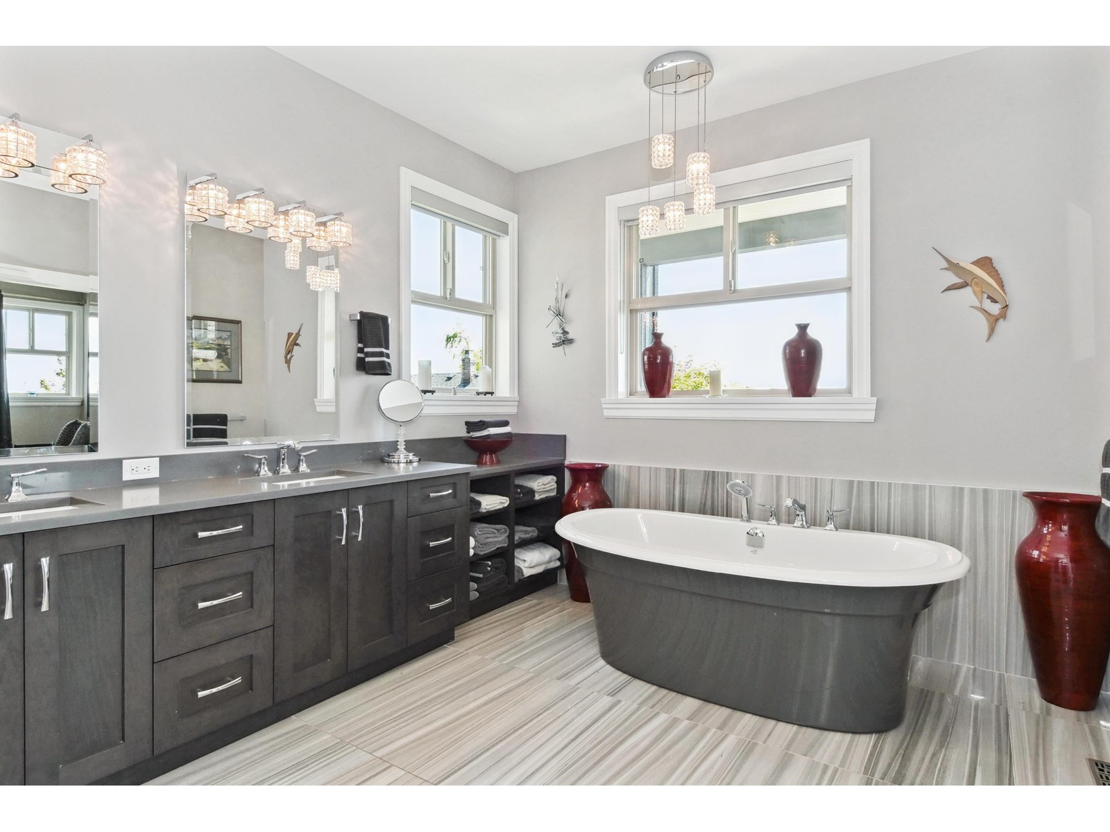 14738 MCDONALD AVENUE, White Rock