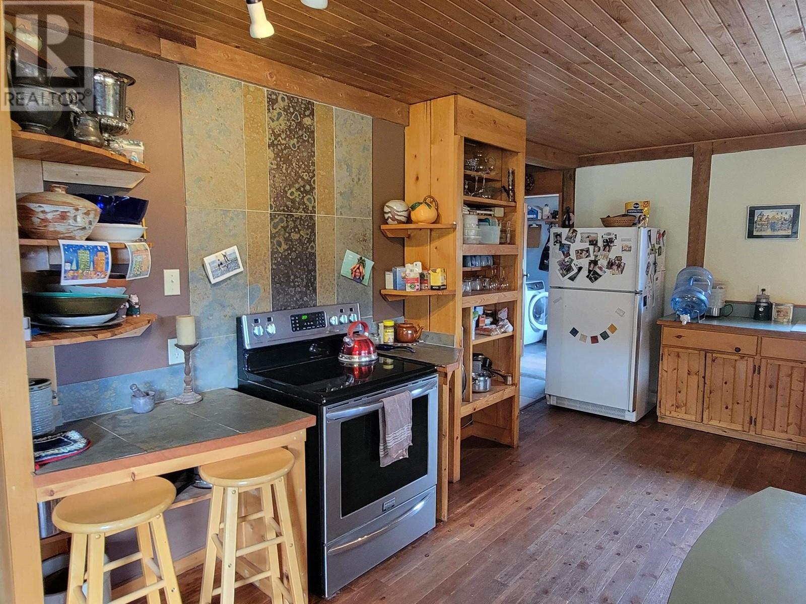 111 HARDING ROAD, Williams Lake