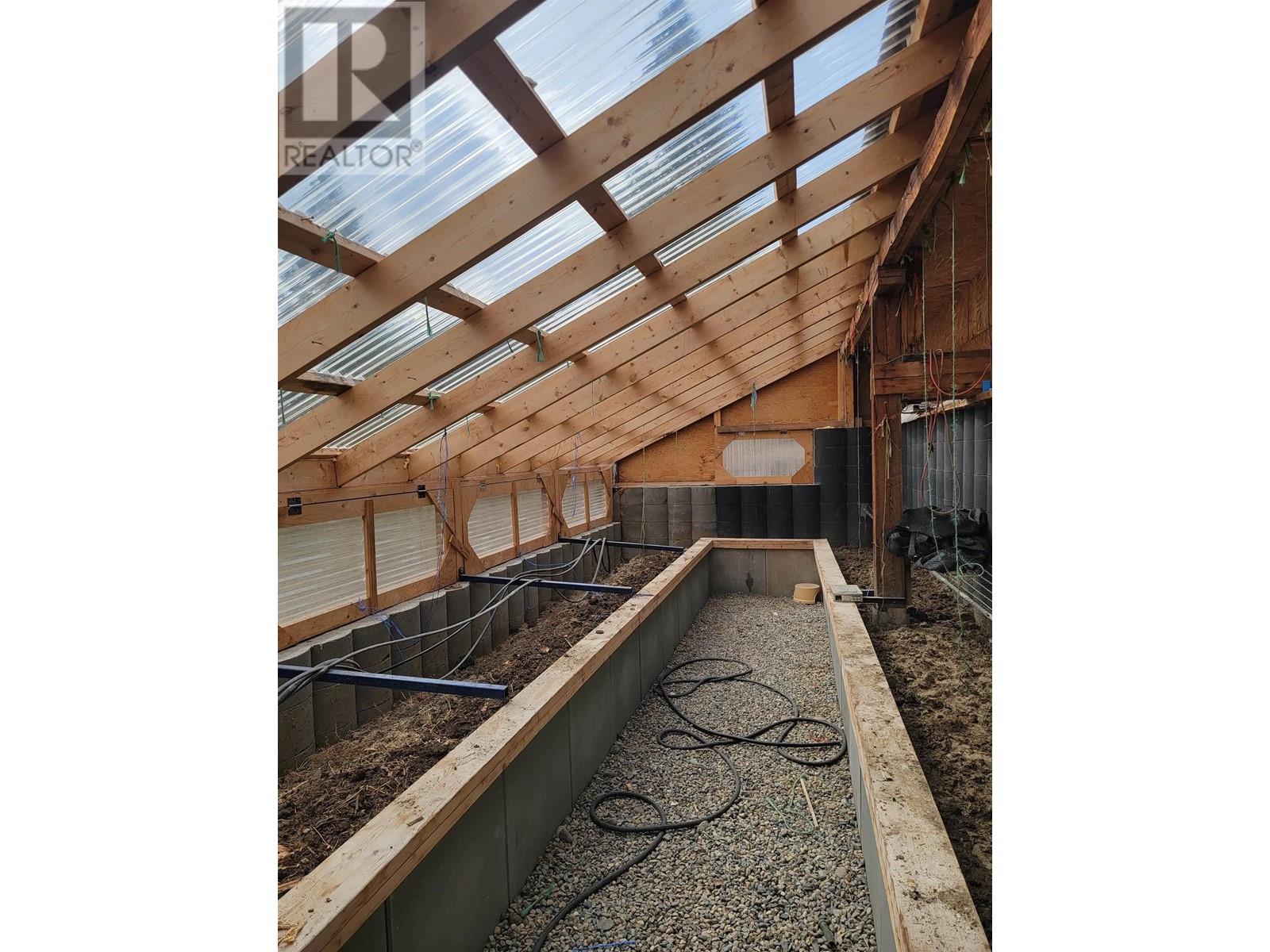 111 HARDING ROAD, Williams Lake