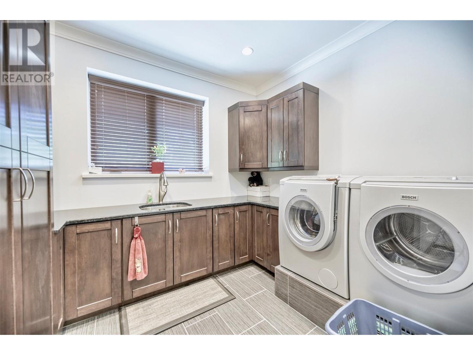 148 Sasquatch Trail, Osoyoos