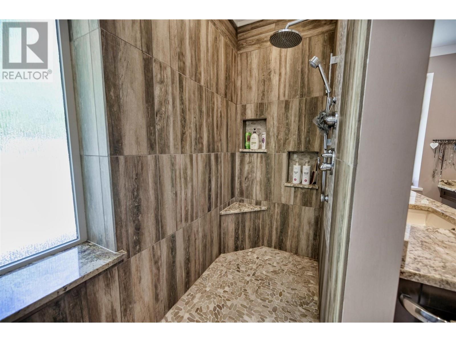 148 Sasquatch Trail, Osoyoos