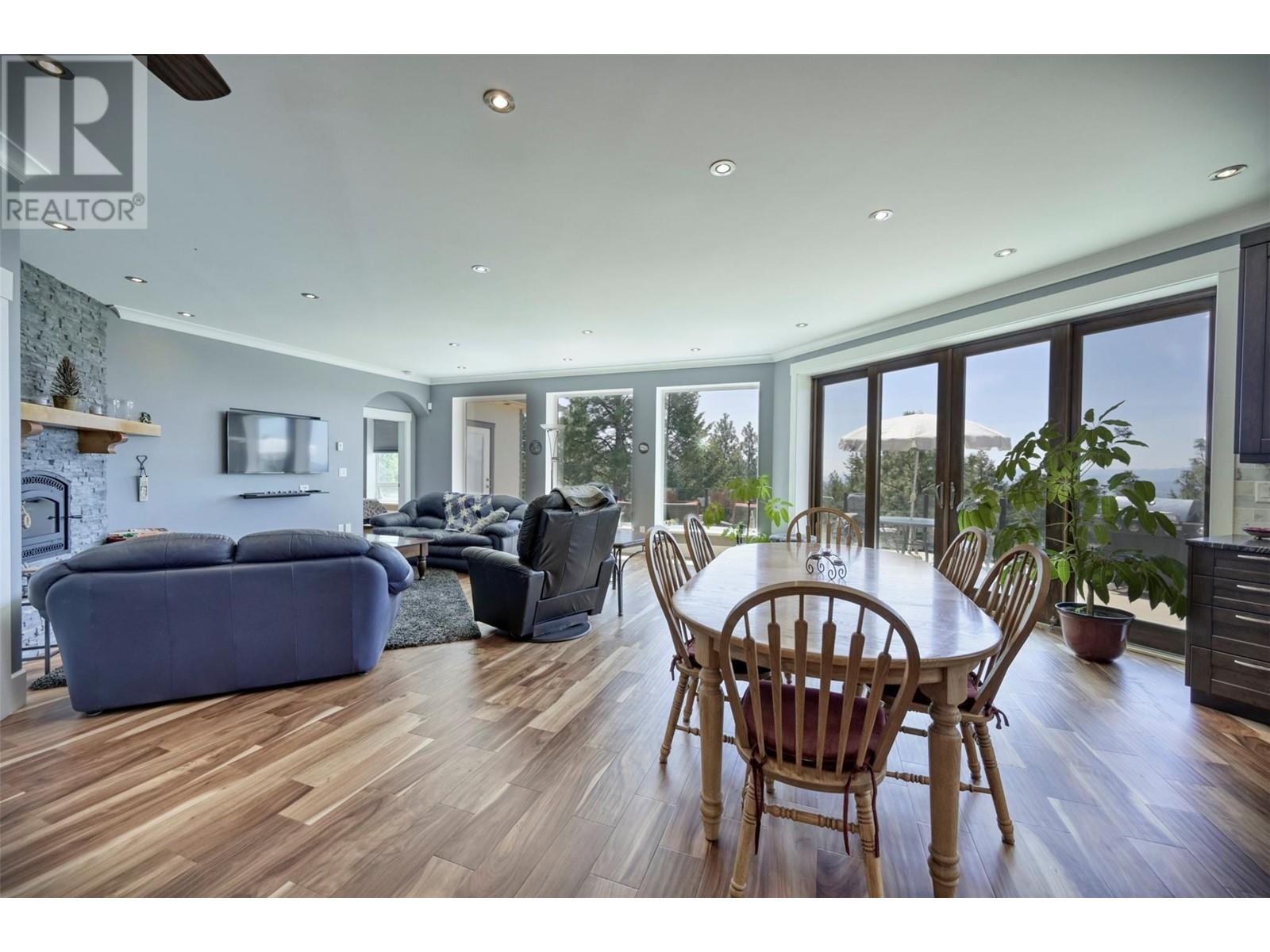 148 Sasquatch Trail, Osoyoos