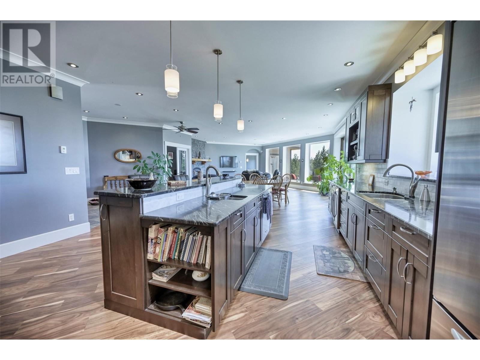 148 Sasquatch Trail, Osoyoos