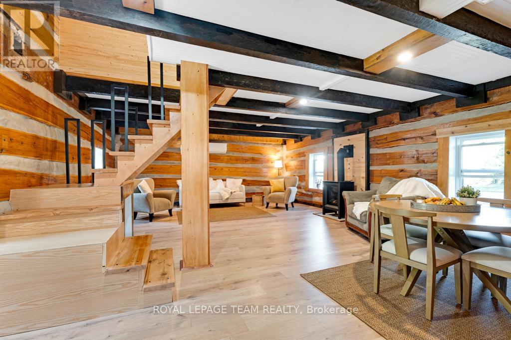 Photo 14 of 118 William Street, Merrickvillewolford ON