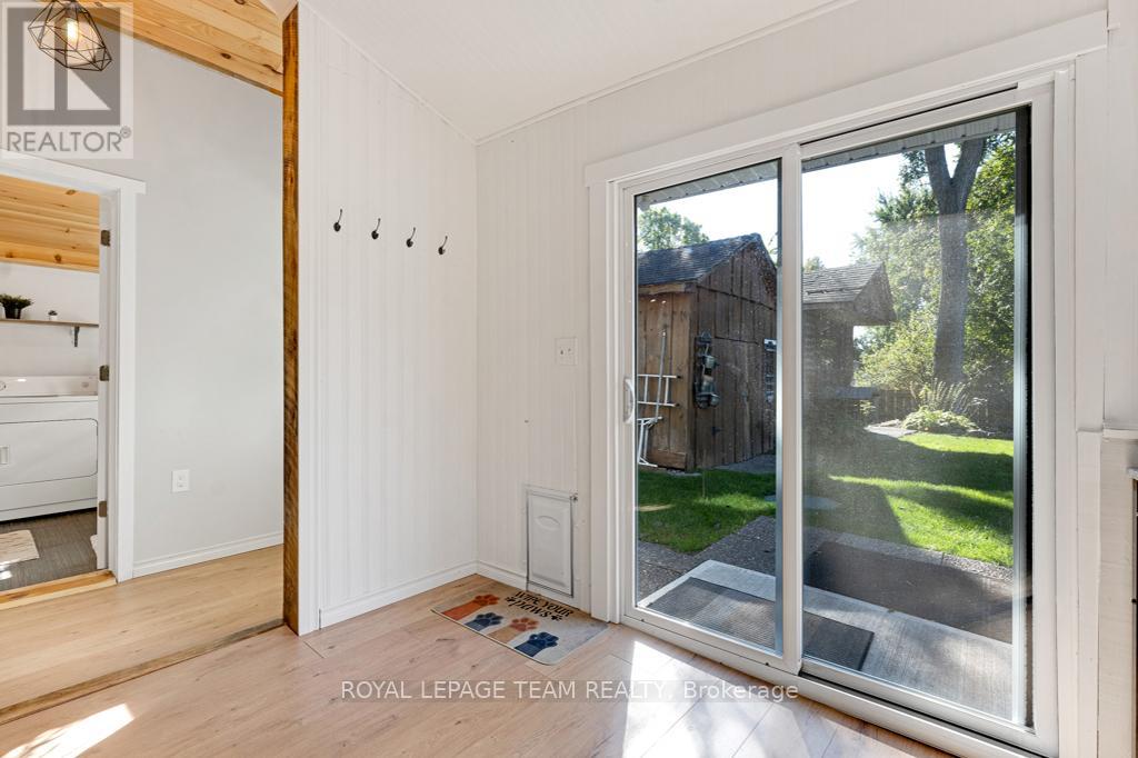Photo 25 of 118 William Street, Merrickvillewolford ON