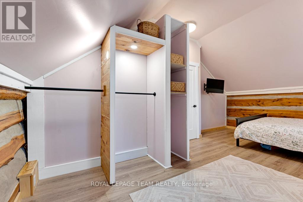 Photo 33 of 118 William Street, Merrickvillewolford ON