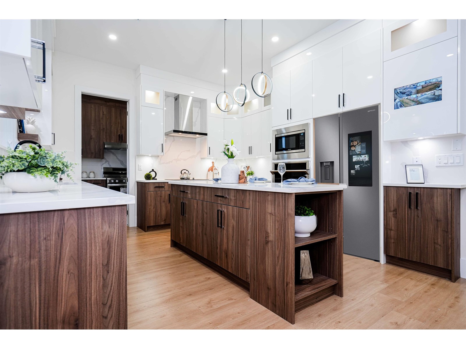 Photo 10 of 14742 62 A Avenue, Surrey BC