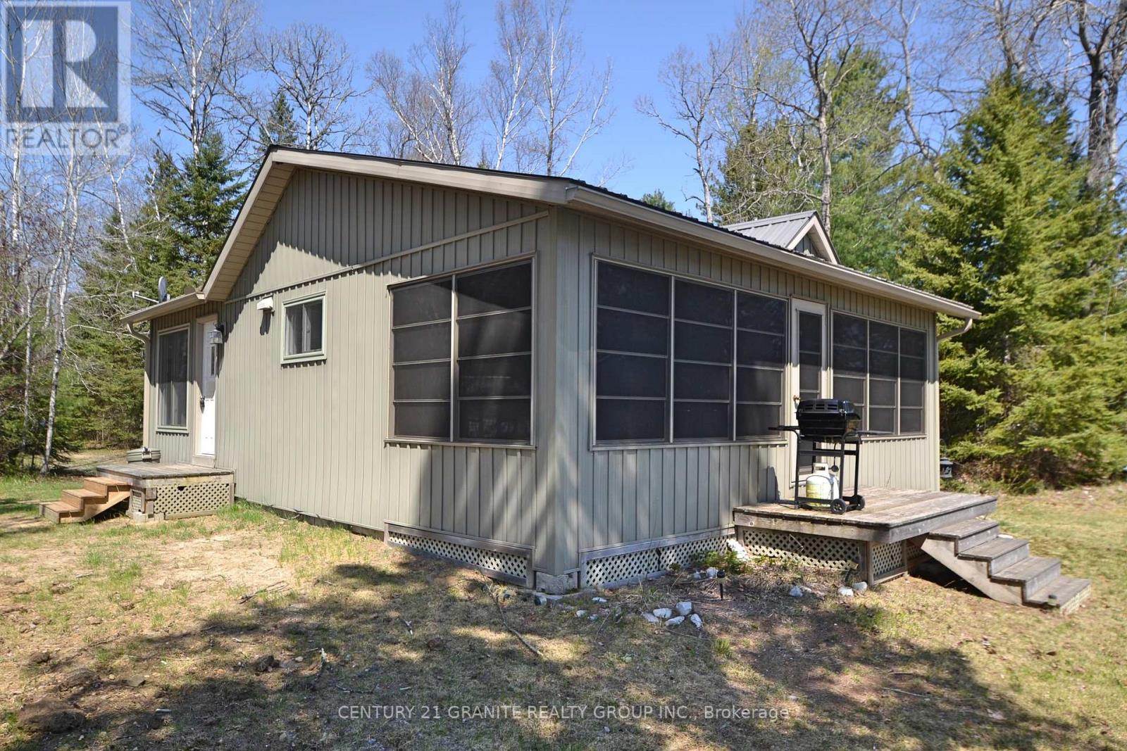 Photo 16 of 304 Centre Road, Hastings Highlands ON