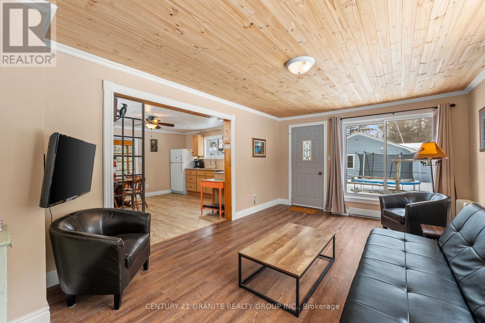 Photo 33 of 304 Centre Road, Hastings Highlands ON