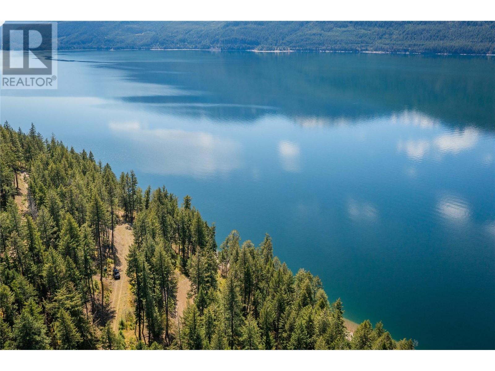 Photo 4 of 1423 Purcell Lane, Johnsons Landing BC