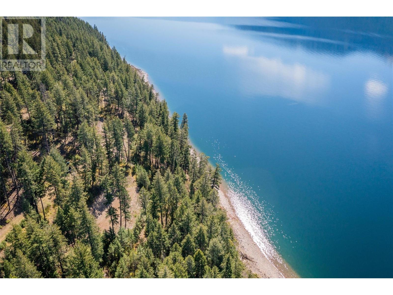 Photo 5 of 1423 Purcell Lane, Johnsons Landing BC