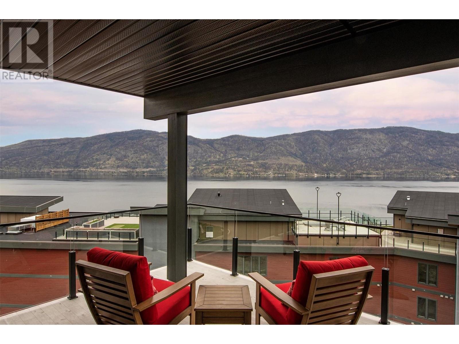 301 3434 Mckinley Beach Drive, Kelowna