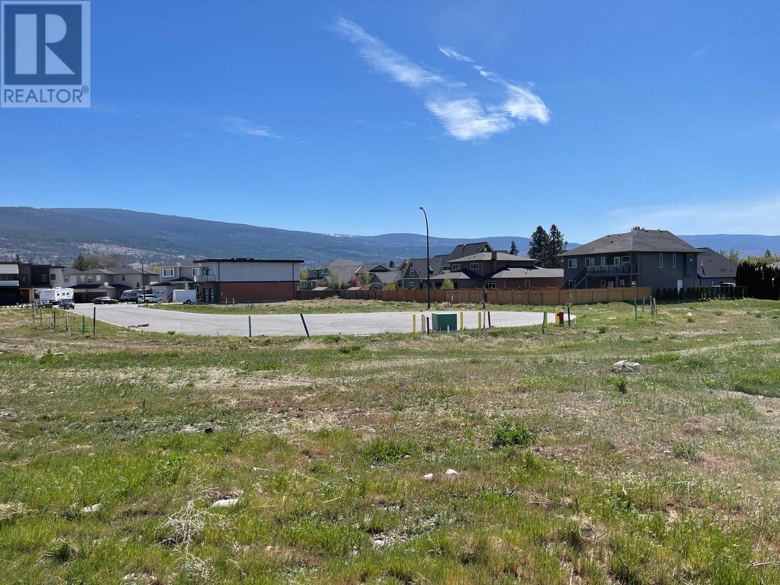  1736 Treffry Place, Summerland
