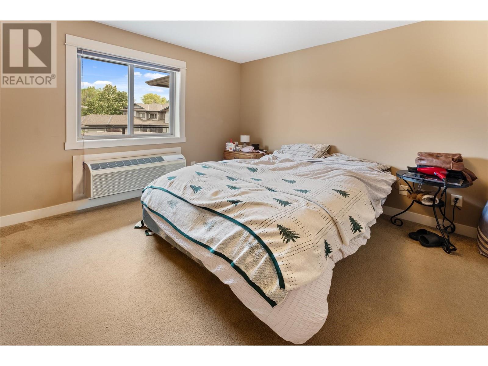 406 3350 Woodsdale Road, Lake Country