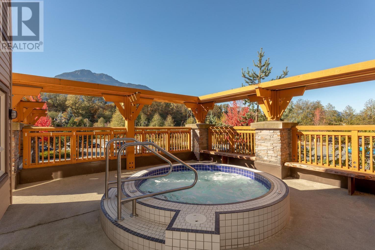 101 40900 TANTALUS ROAD, Squamish real estate listing R3001393