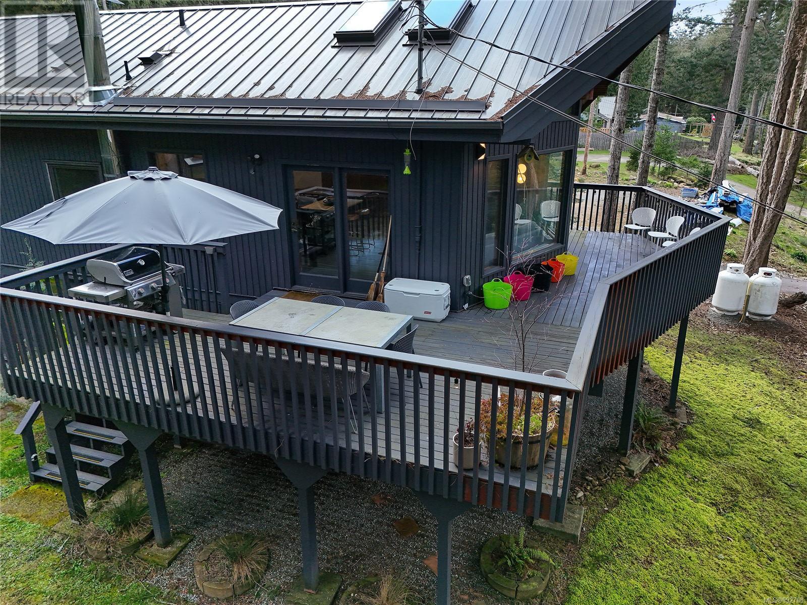  532 Aya Reach Road, Mayne Island
