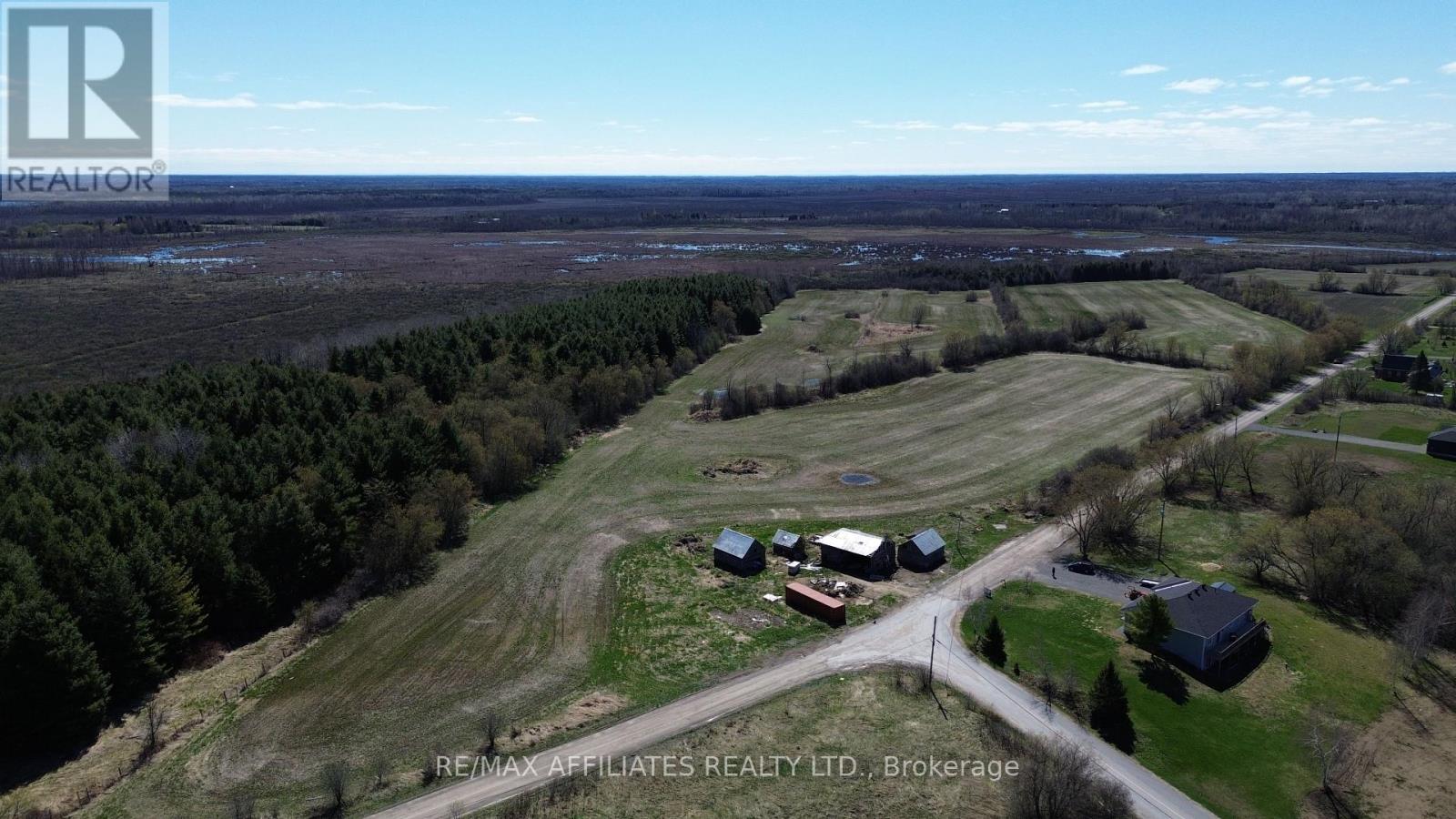 Photo 1 of 520 Pioneer Road S, Merrickvillewolford ON