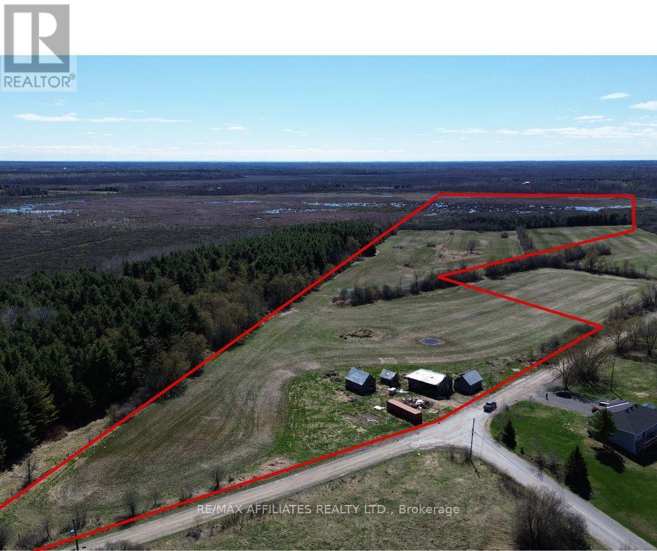 Photo 6 of 520 Pioneer Road S, Merrickvillewolford ON