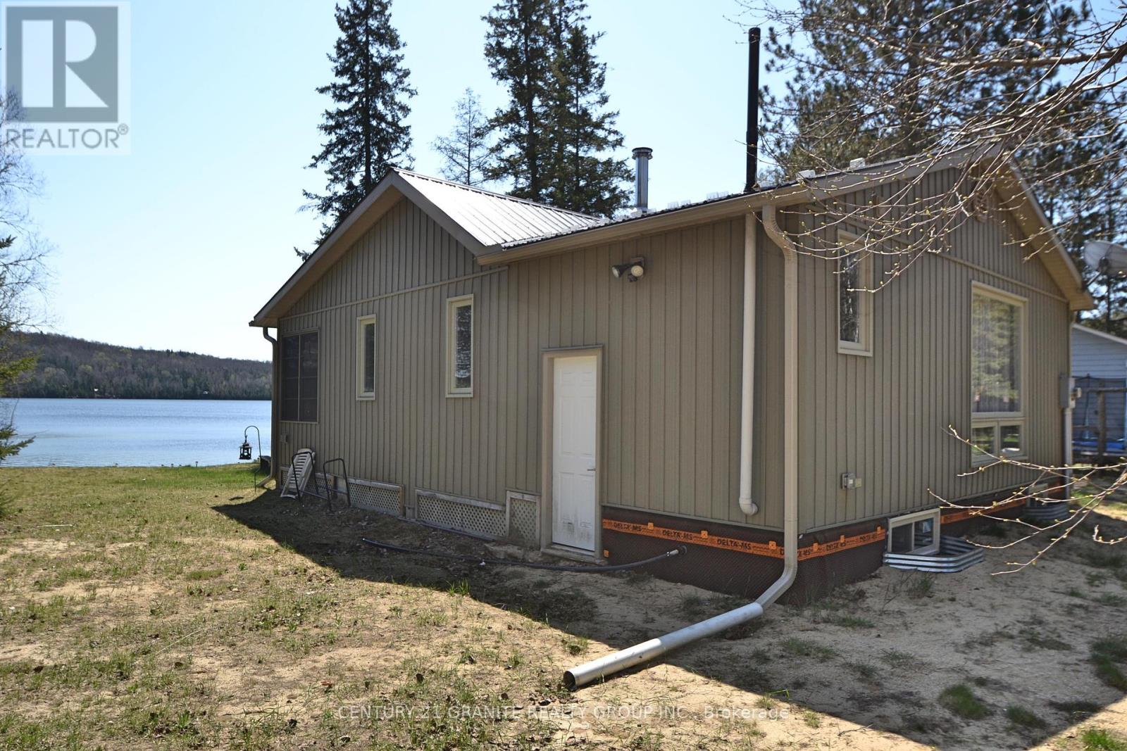 Photo 25 of 304 Centre Road, Hastings Highlands ON